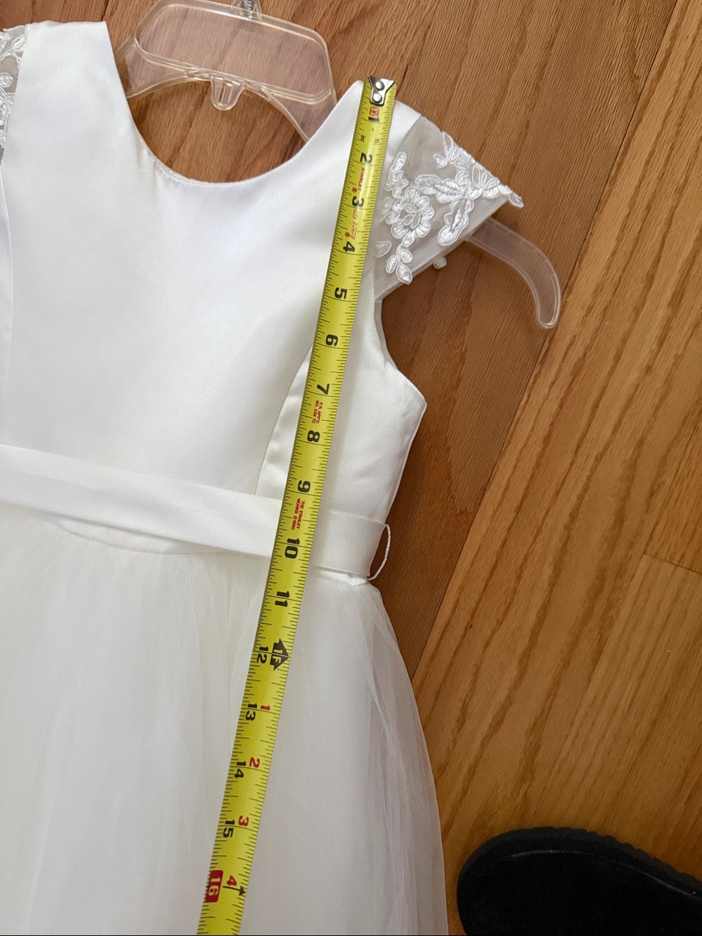 White Tulle Flower Girl Dress with Lace Cap Sleeves - Picture 10 of 12
